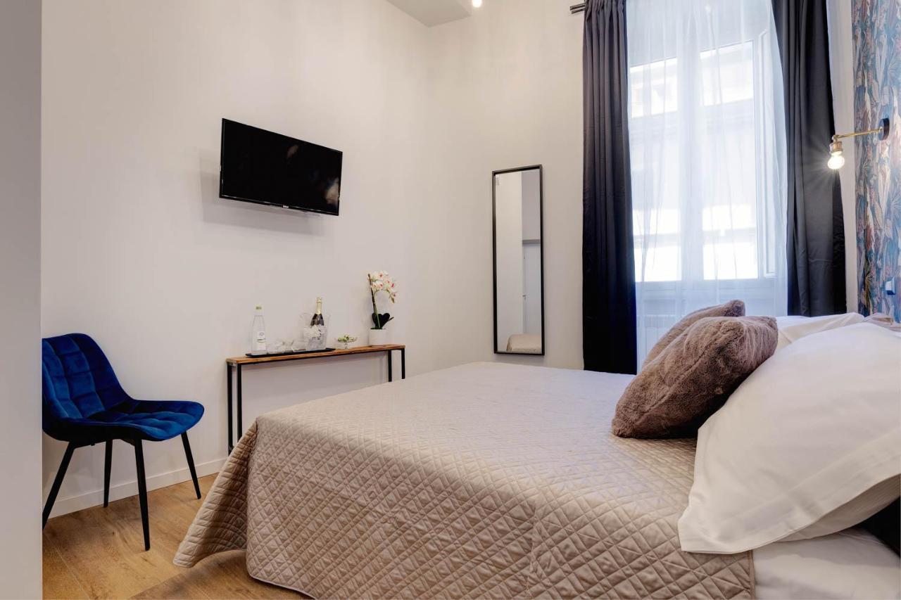 The Venue Sistina Hotel Roma Exterior foto